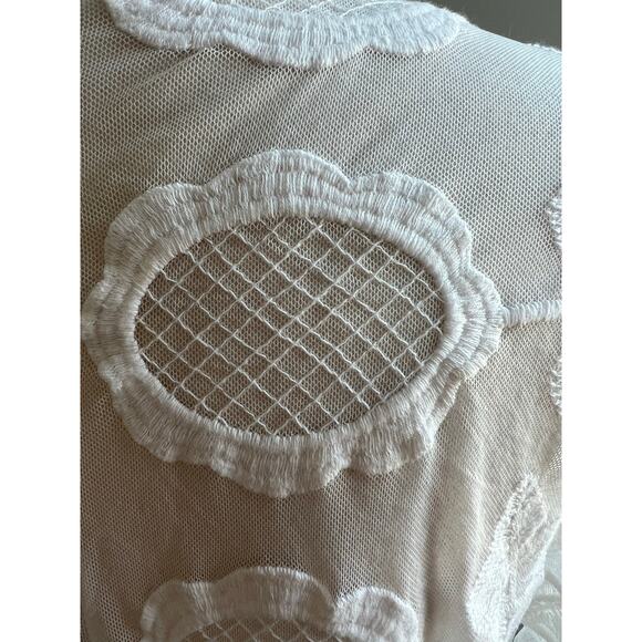 XCVI Embroidered White Floral Lace BOHO Peasant Cardigan Kimono Top Coverup Sz M - Picture 6 of 10